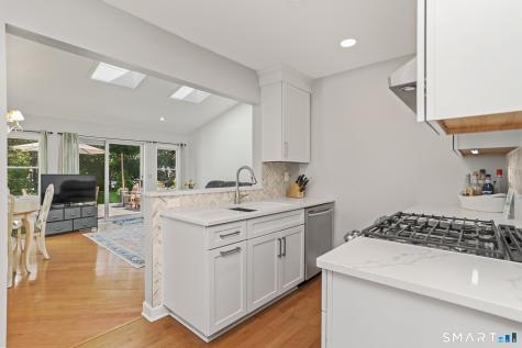 118 Lloyd Drive Fairfield CT 06825