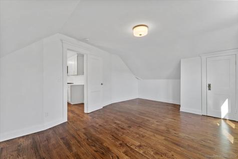 954 Elm Street New Haven CT 06511