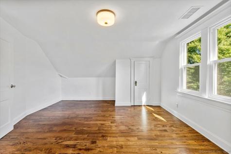 954 Elm Street New Haven CT 06511