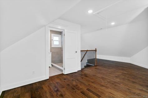 954 Elm Street New Haven CT 06511