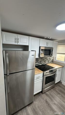 30 Foster Street Danbury CT 06810