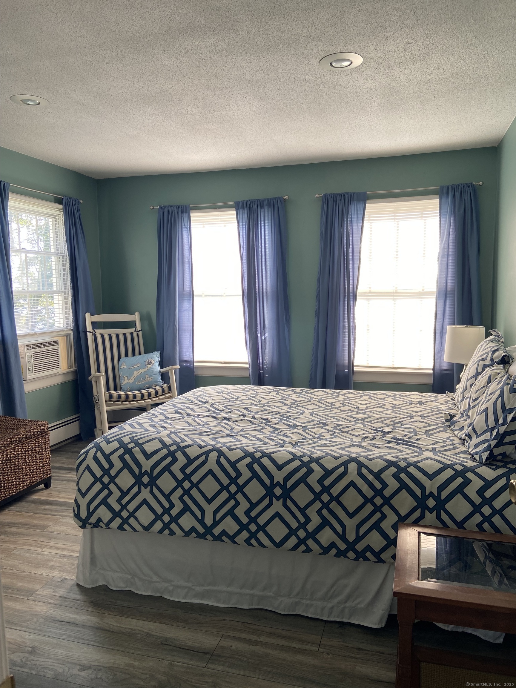 142 Old Black Point Road East Lyme CT 06357