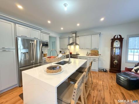 42 River Road New Milford CT 06776