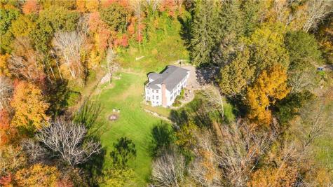 82 Fowler Road North Stonington CT 06359