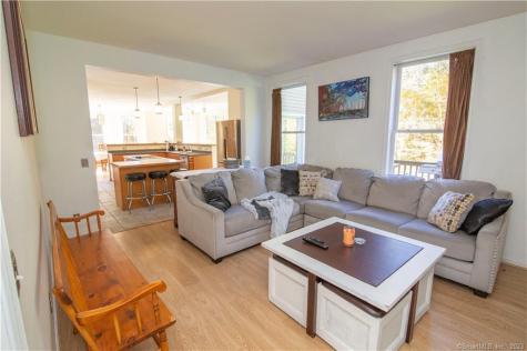 82 Fowler Road North Stonington CT 06359