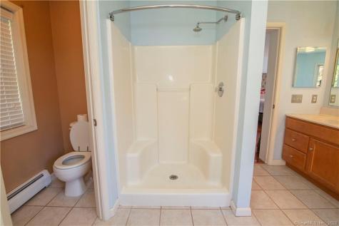 82 Fowler Road North Stonington CT 06359