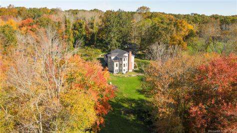 82 Fowler Road North Stonington CT 06359