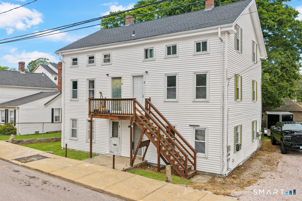 7 Palmer Street Stonington CT 06379