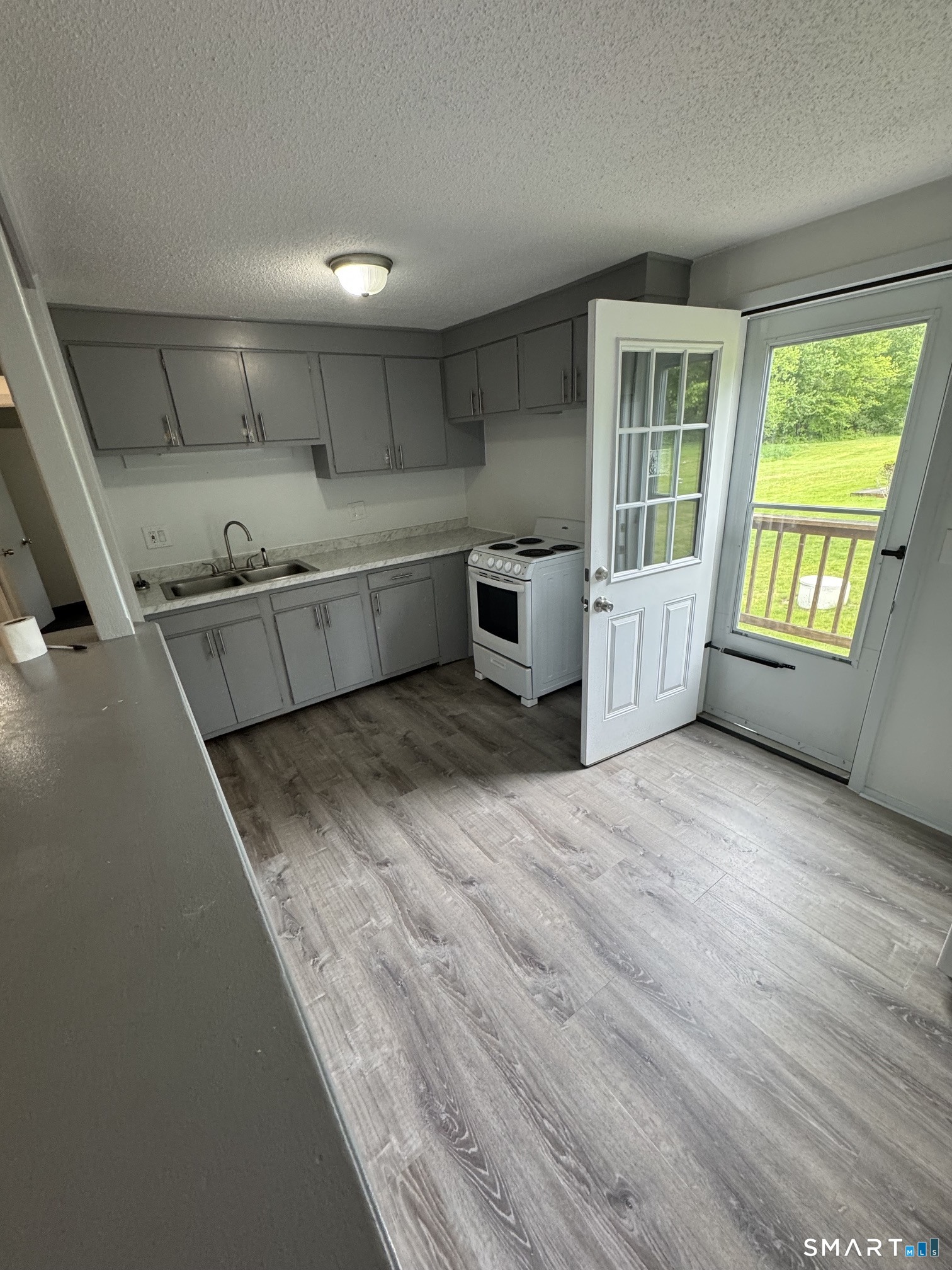 13 White Oak Road Mansfield CT 06268