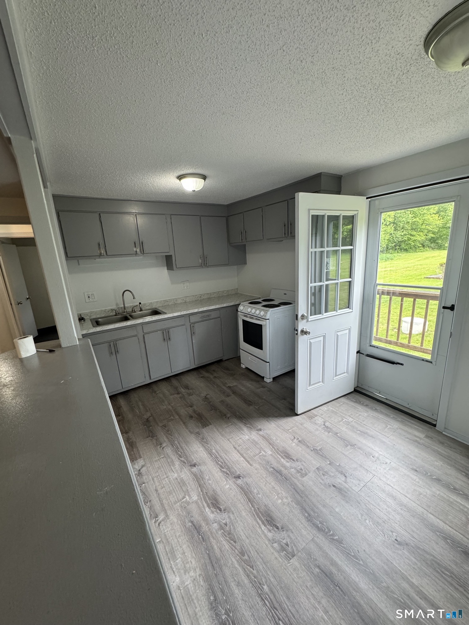 13 White Oak Road Mansfield CT 06268
