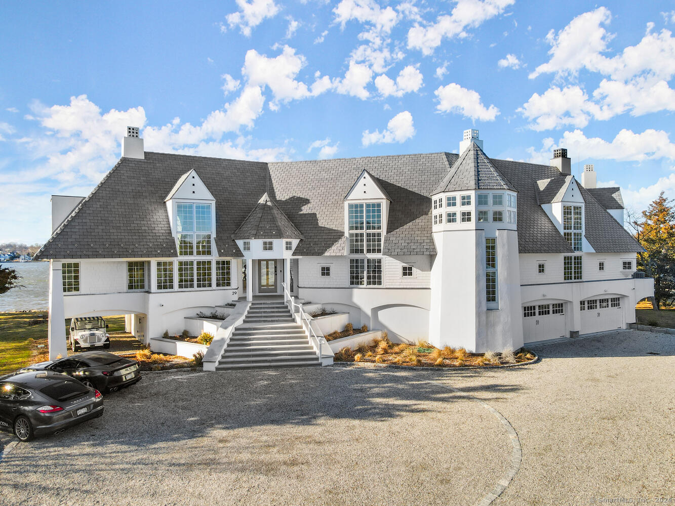 Darien CT 06820