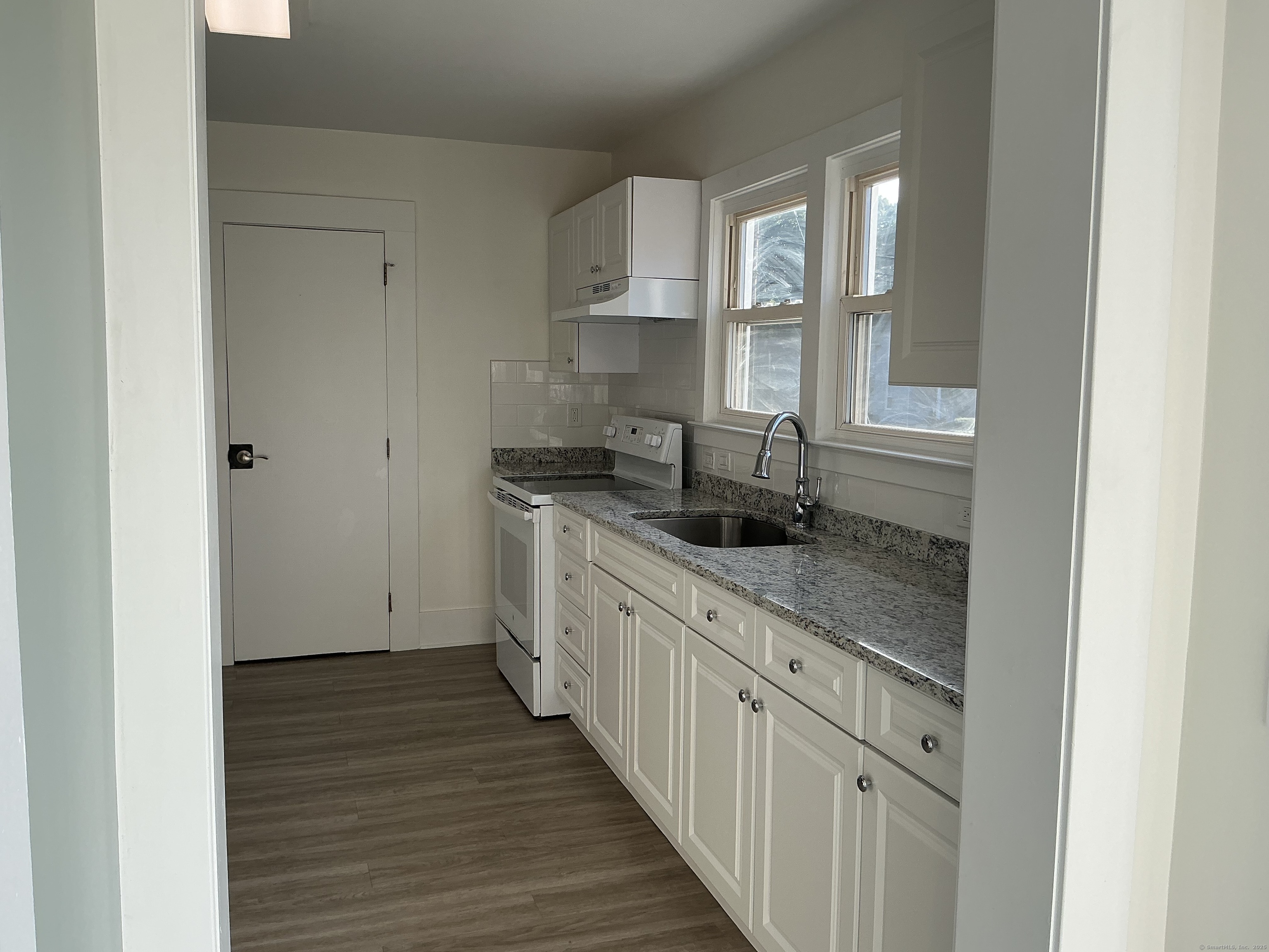 35 West Street Cromwell CT 06416