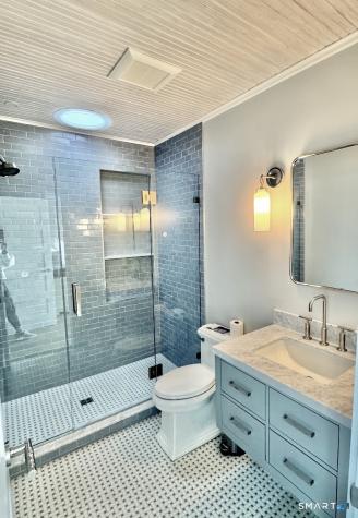 130 Middle Beach Road Madison CT 06443