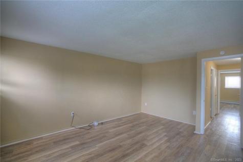 528 Shennecossett Road Groton CT 06340