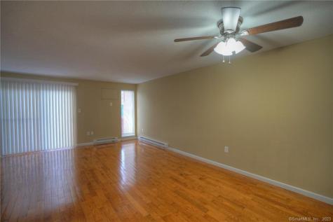 528 Shennecossett Road Groton CT 06340