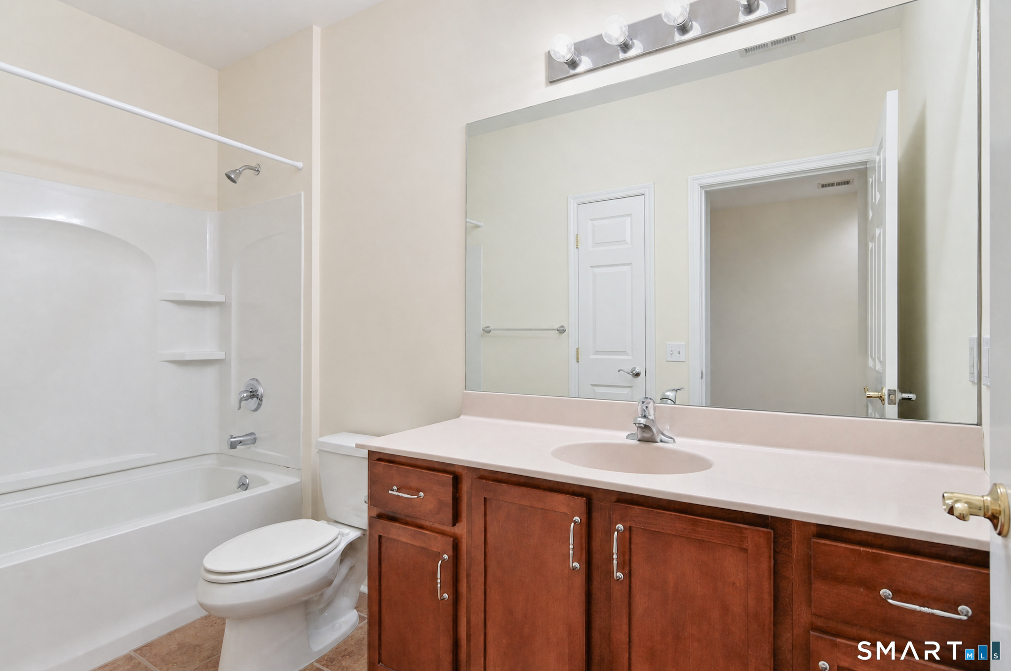 1 Rivington Way Danbury CT 06810