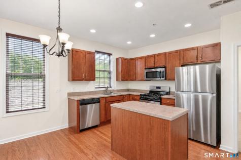 1 Rivington Way Danbury CT 06810