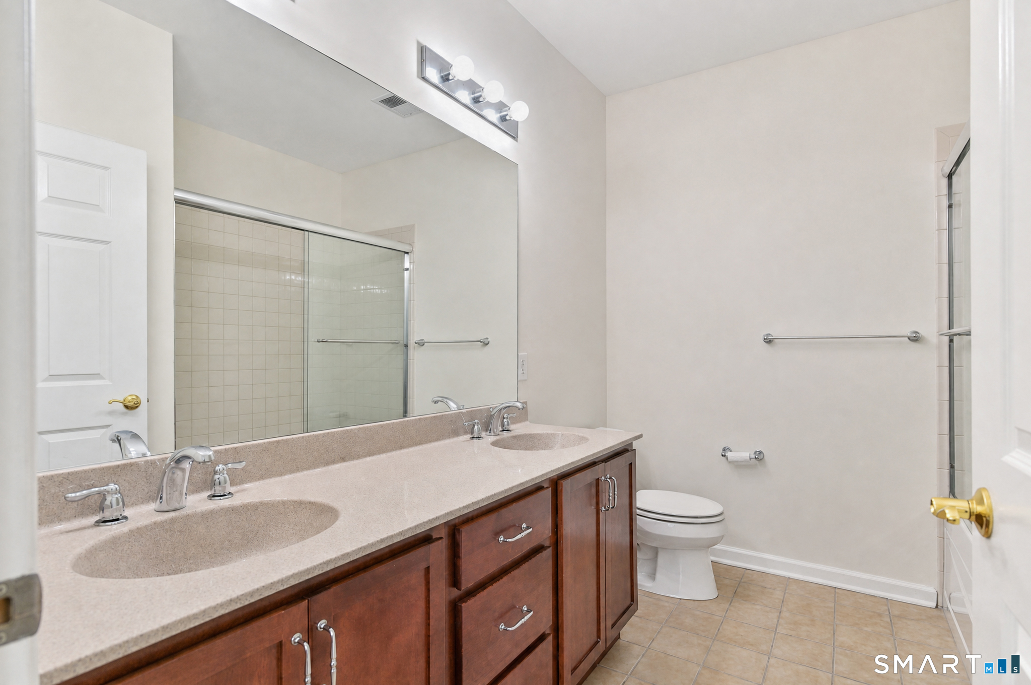 1 Rivington Way Danbury CT 06810