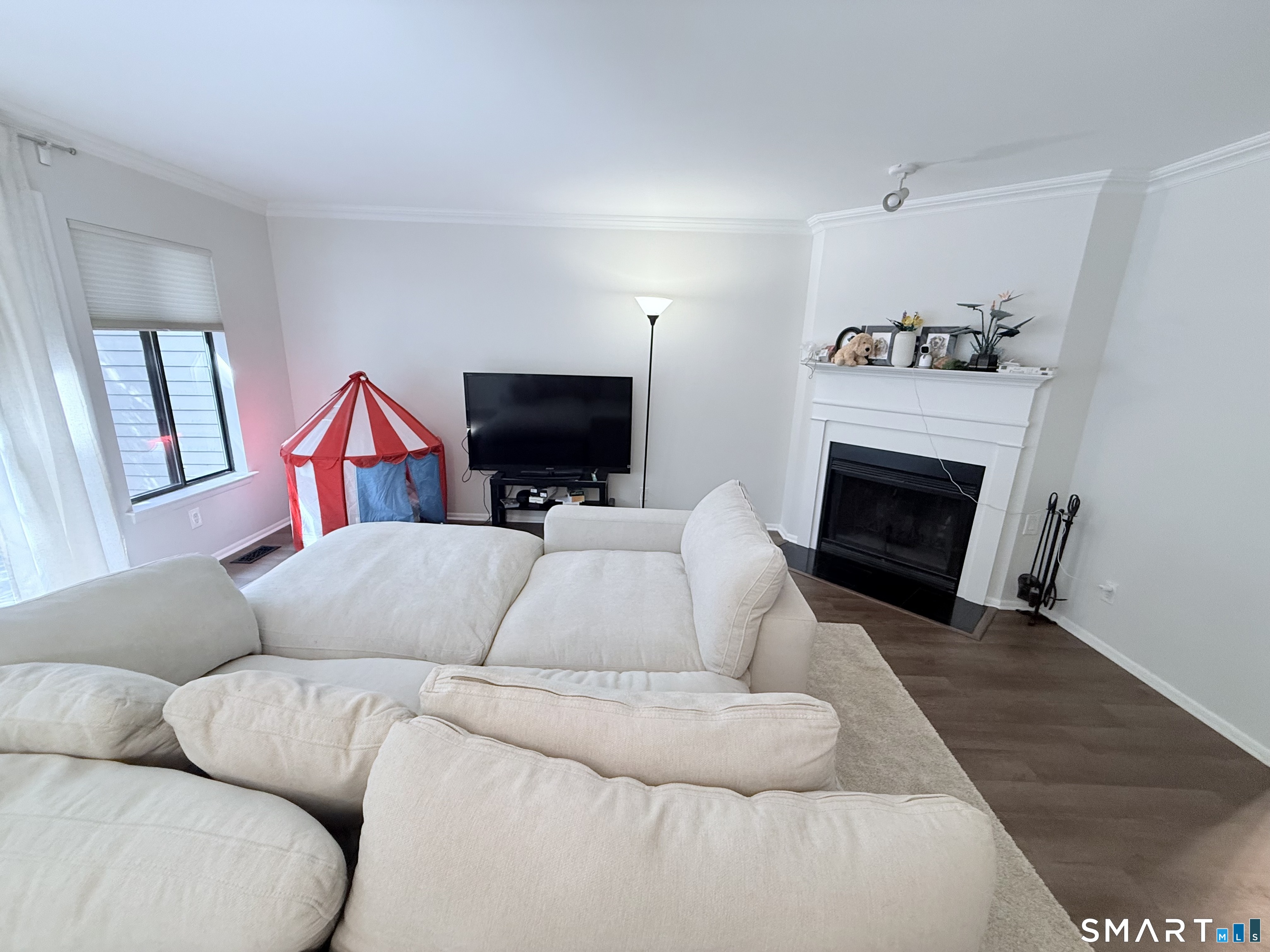 2289 Bedford Street Stamford CT 06905