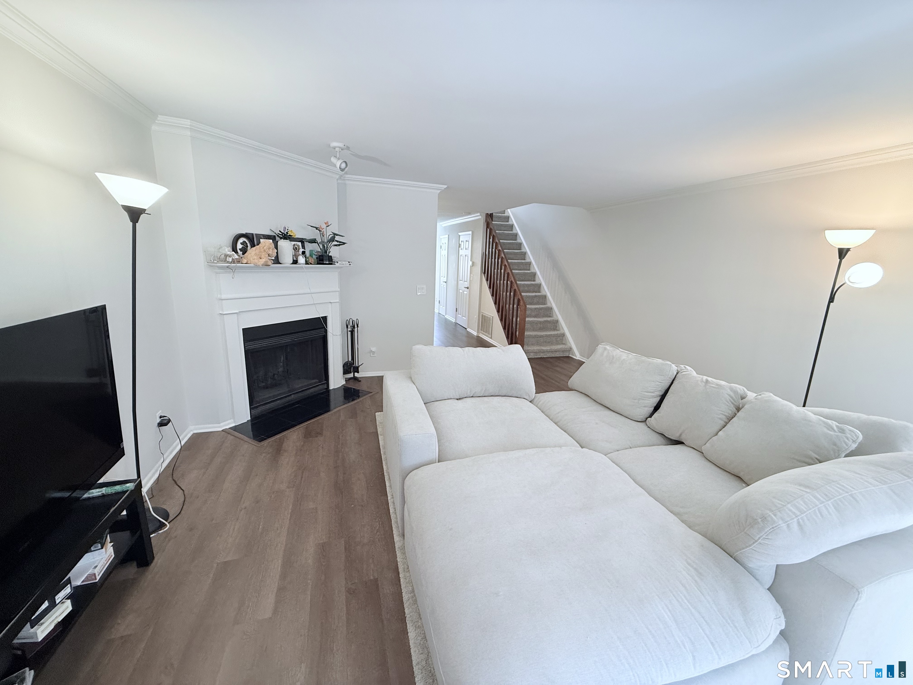 2289 Bedford Street Stamford CT 06905