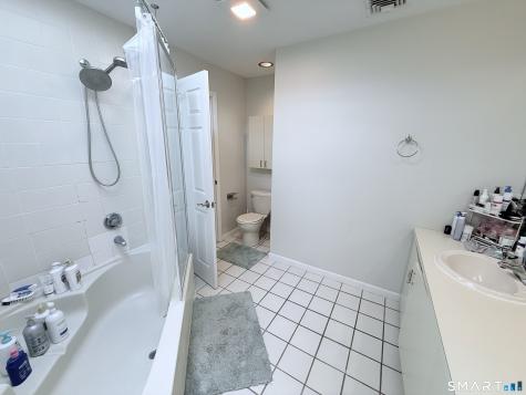 2289 Bedford Street Stamford CT 06905