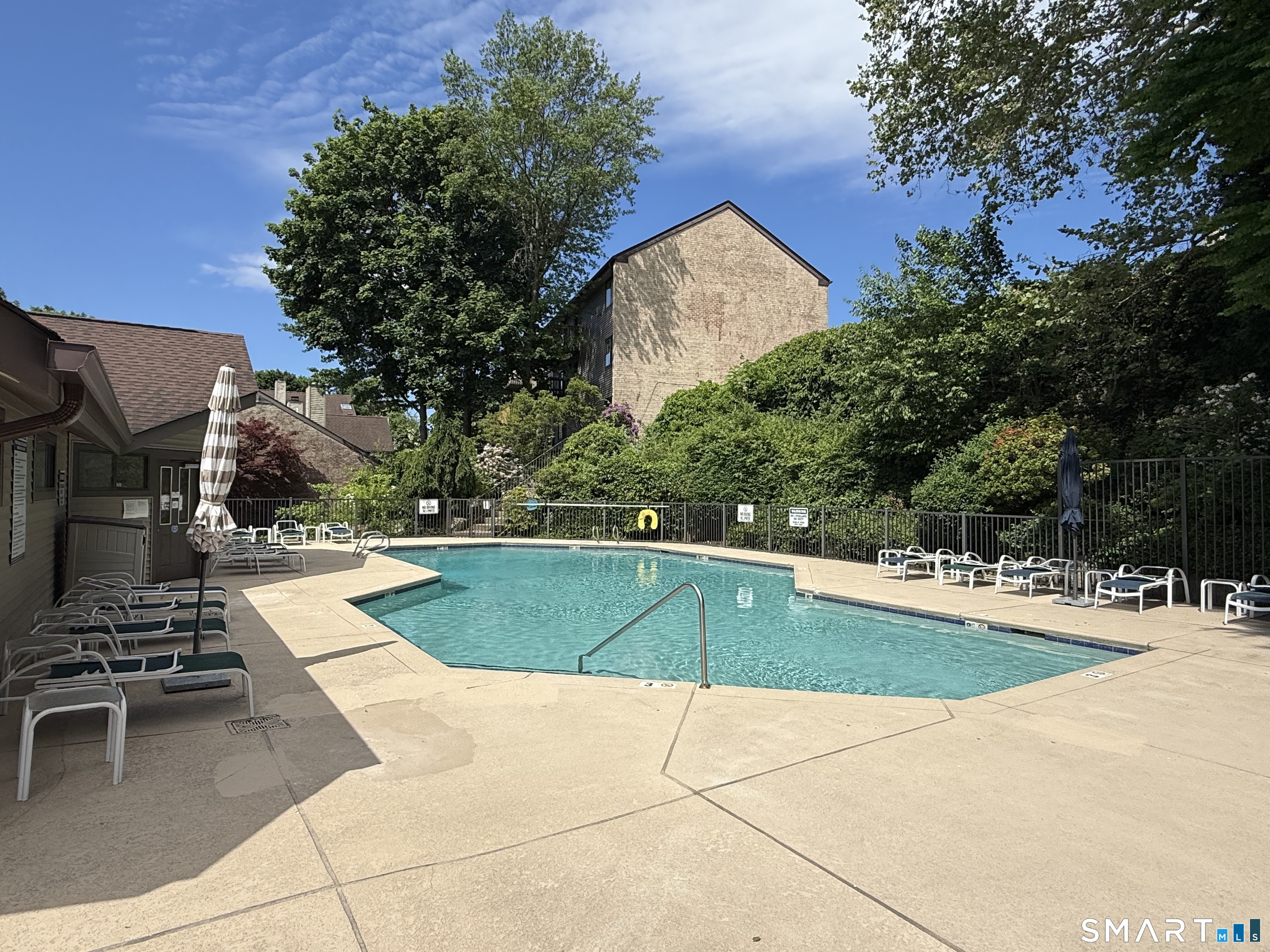2289 Bedford Street Stamford CT 06905