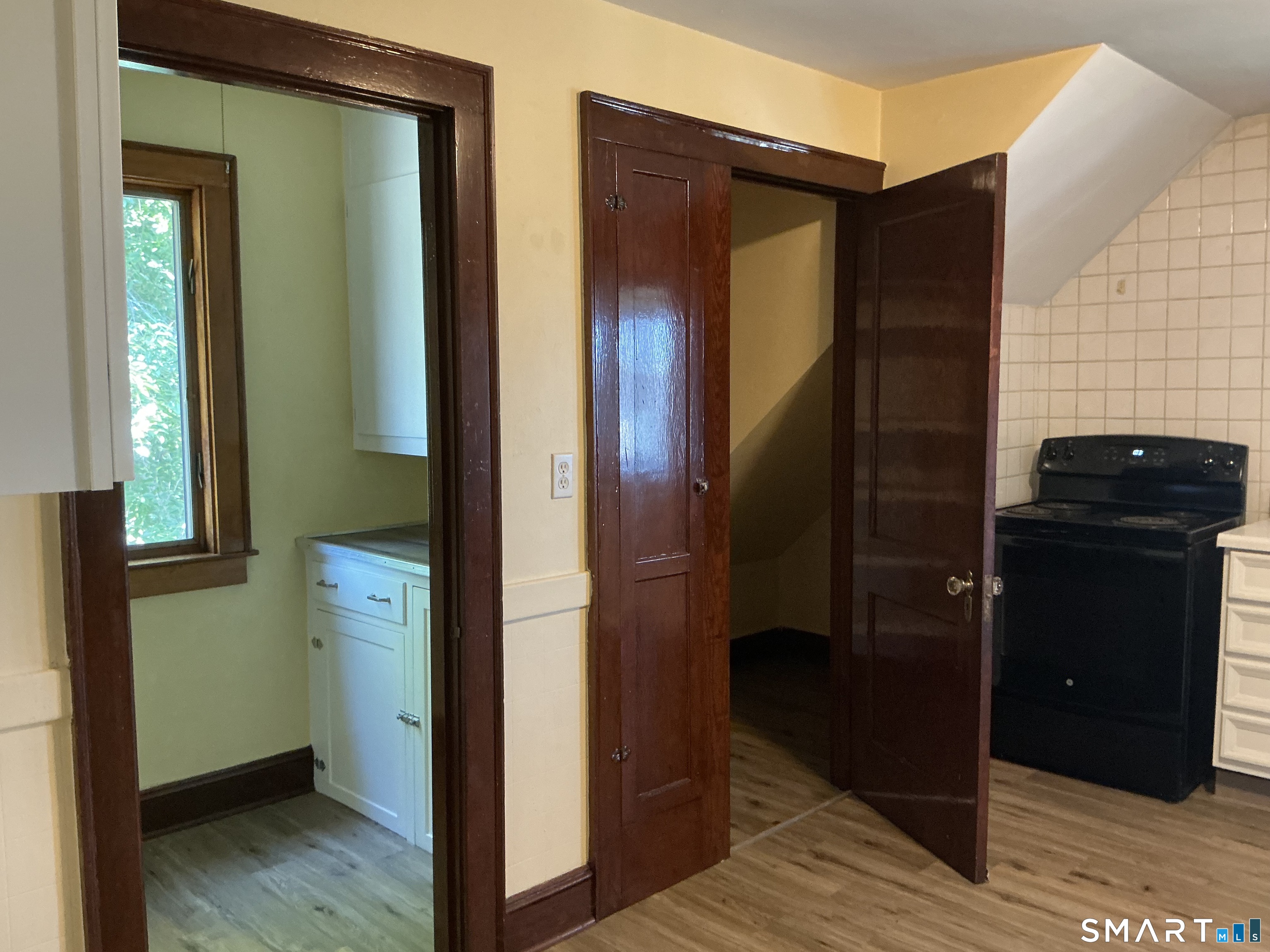 10 Erin Street Middletown CT 06457