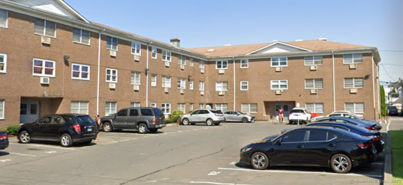 64 Mckinley Avenue Bridgeport CT 06606