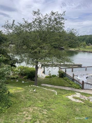 102 Riverview Avenue Branford CT 06405