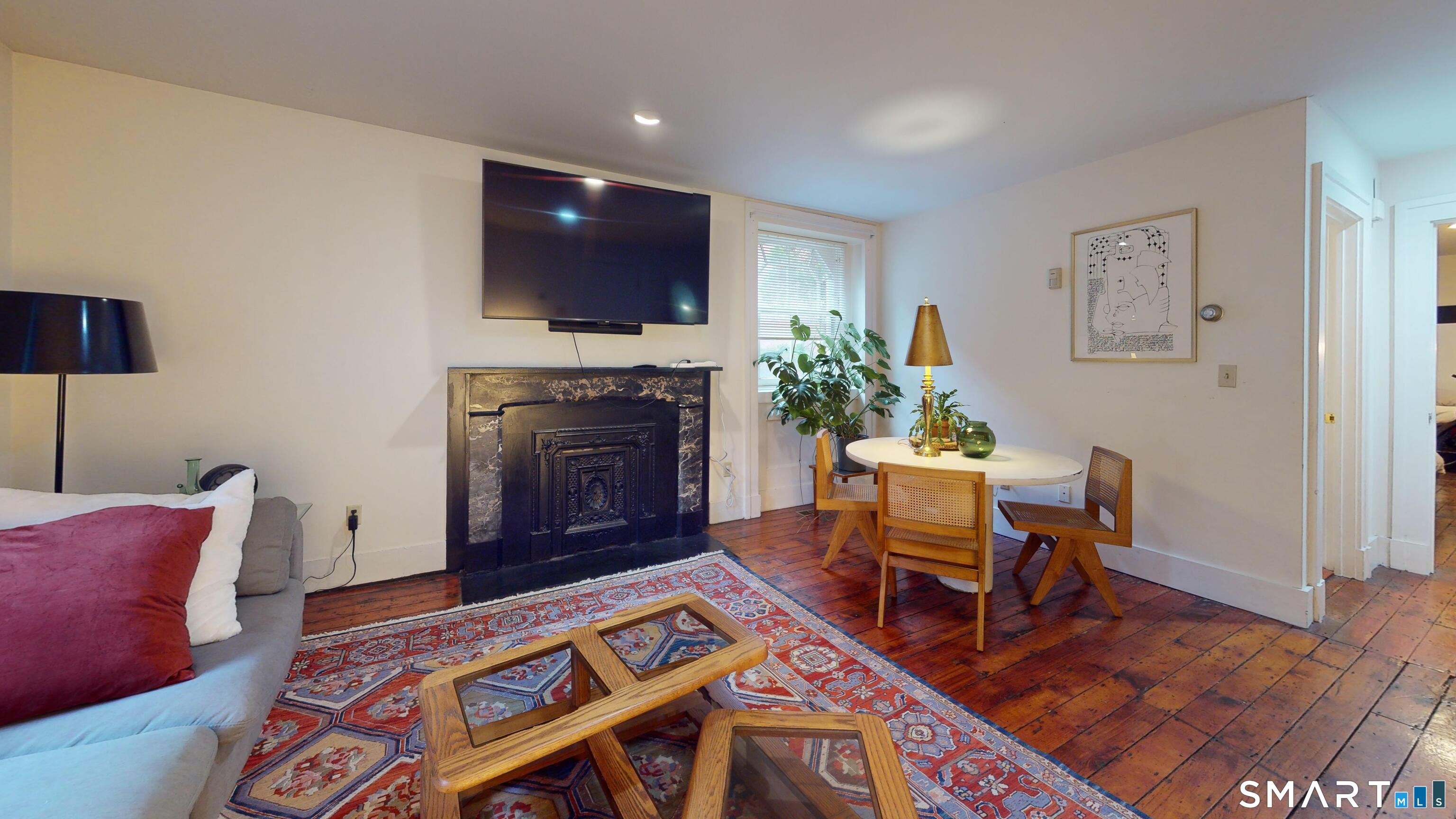 584 Chapel Street New Haven CT 06511