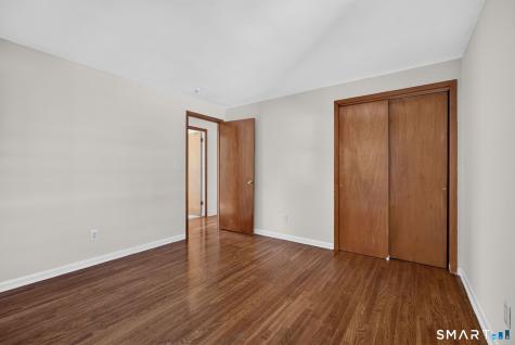 27 Manila Avenue Woodbridge CT 06525