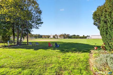 27 Manila Avenue Woodbridge CT 06525