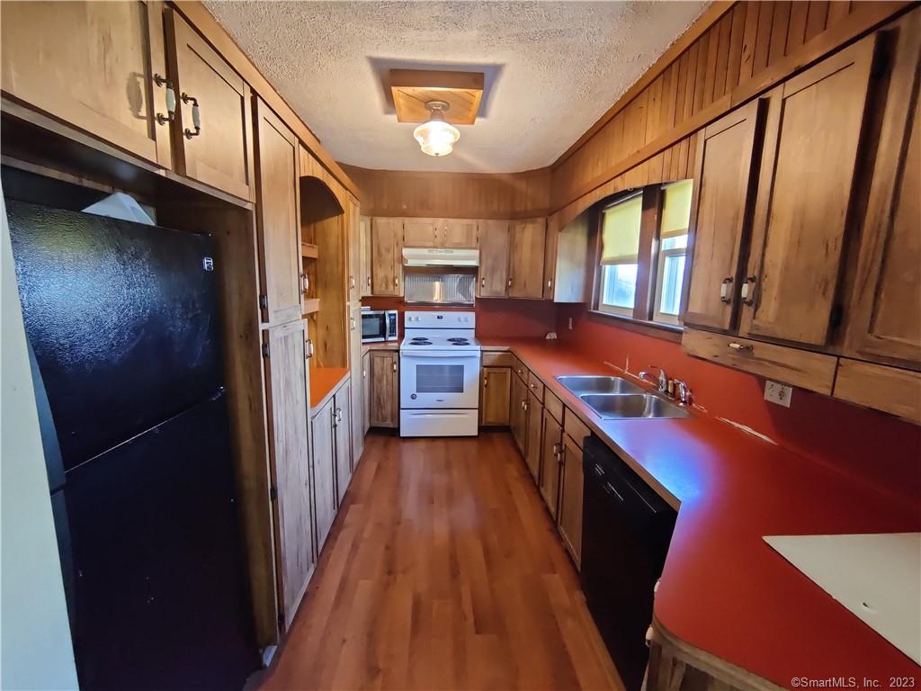 636 Washington Avenue Waterbury CT 06708