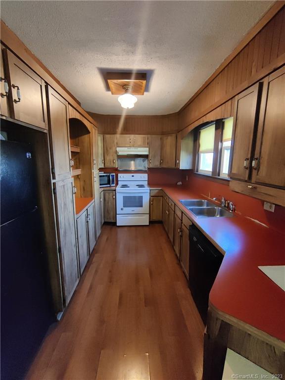 636 Washington Avenue Waterbury CT 06708
