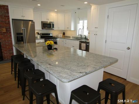 90 Swan Avenue Old Lyme CT 06371