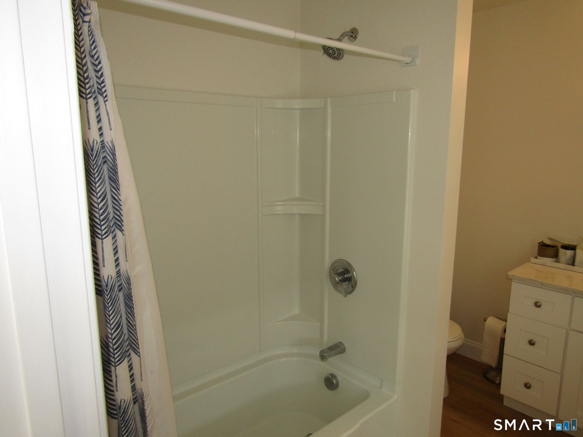 90 Swan Avenue Old Lyme CT 06371