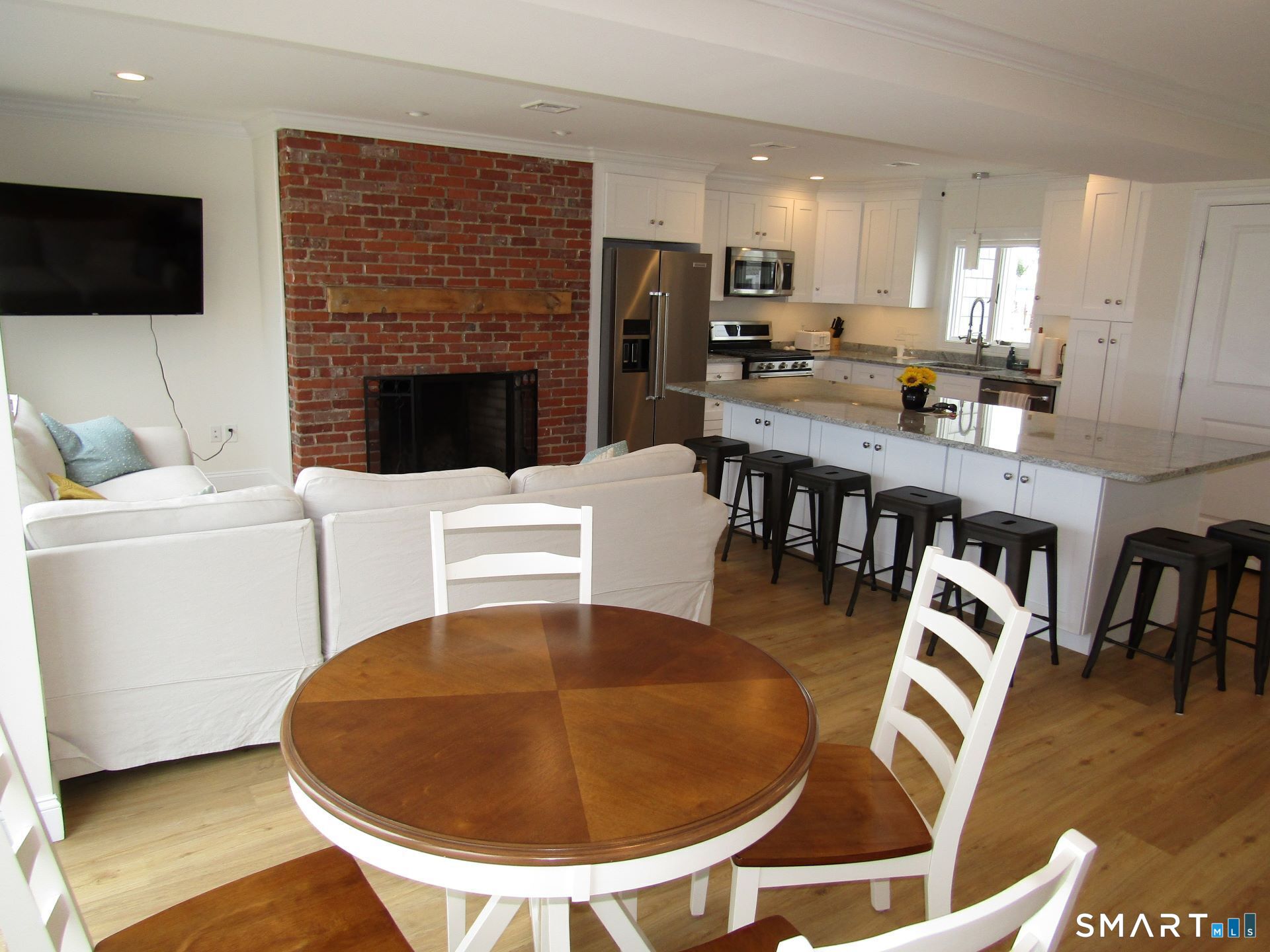 90 Swan Avenue Old Lyme CT 06371