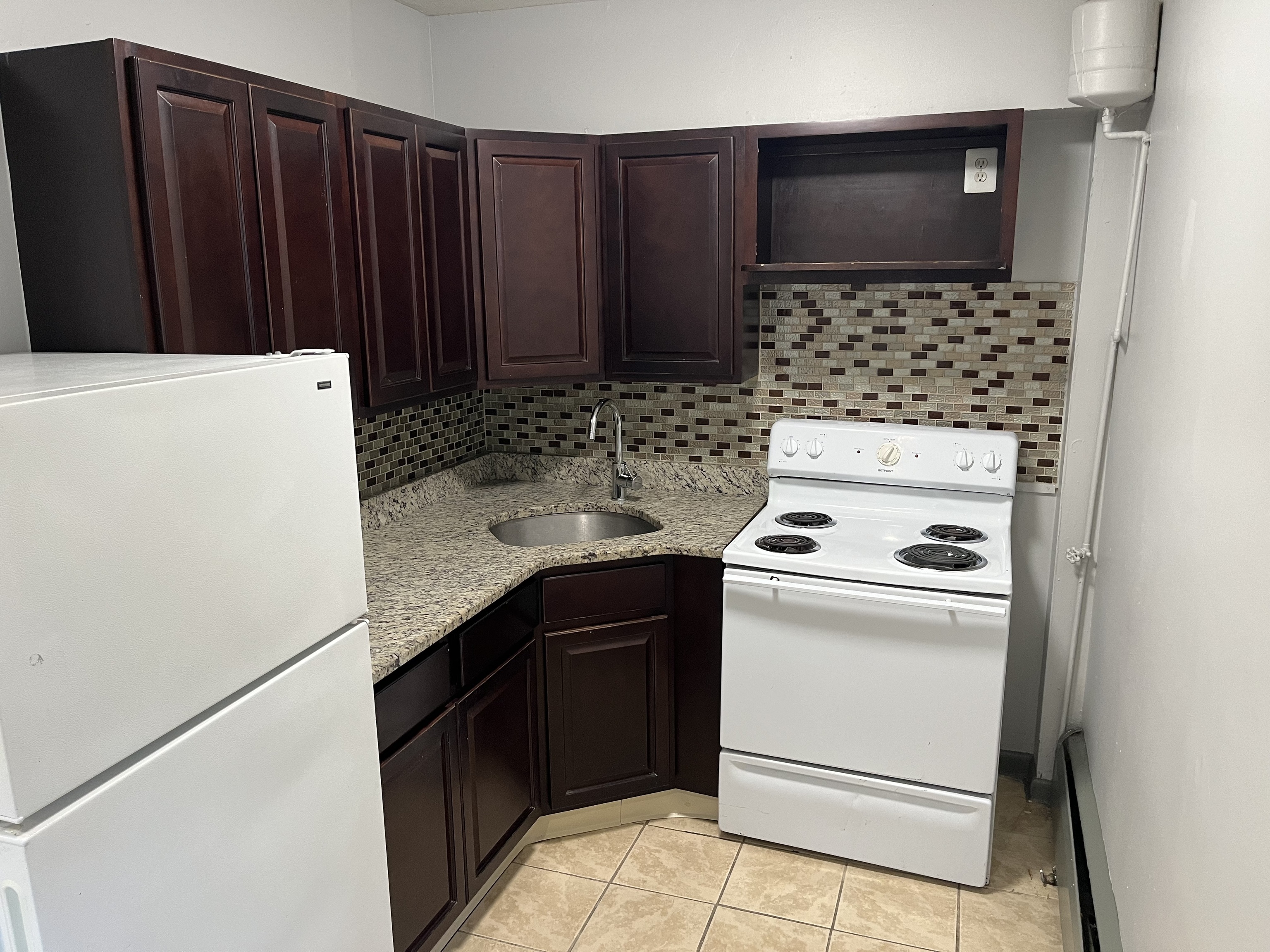 32 Cook Avenue Meriden CT 06451