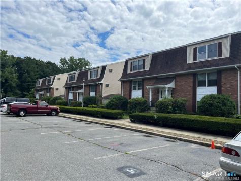 302 Boston Post Road Waterford CT 06385