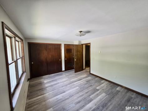 302 Boston Post Road Waterford CT 06385