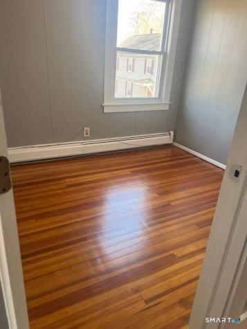 10 Bank Street Manchester CT 06040