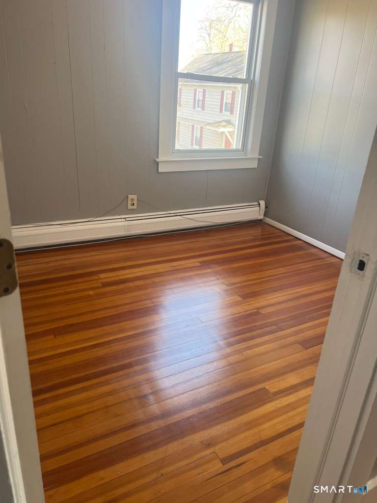 10 Bank Street Manchester CT 06040