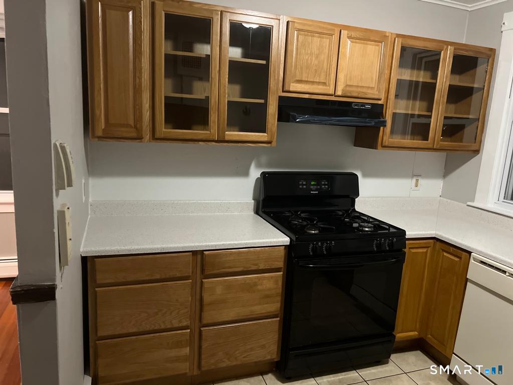 10 Bank Street Manchester CT 06040