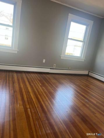 10 Bank Street Manchester CT 06040
