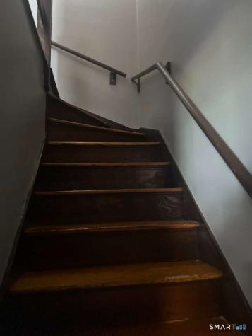 10 Bank Street Manchester CT 06040