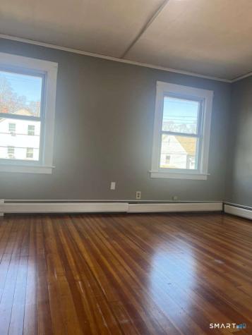 10 Bank Street Manchester CT 06040