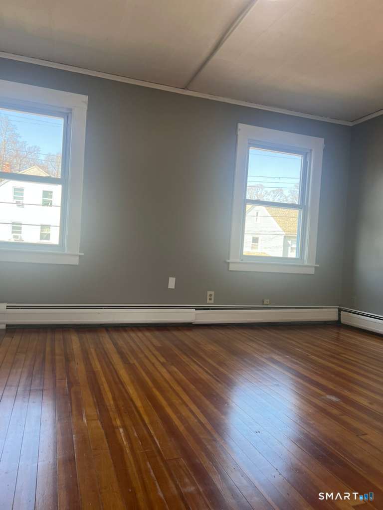 10 Bank Street Manchester CT 06040