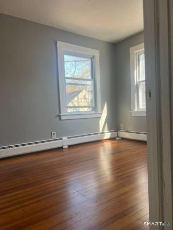 10 Bank Street Manchester CT 06040