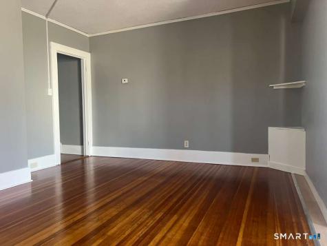 10 Bank Street Manchester CT 06040