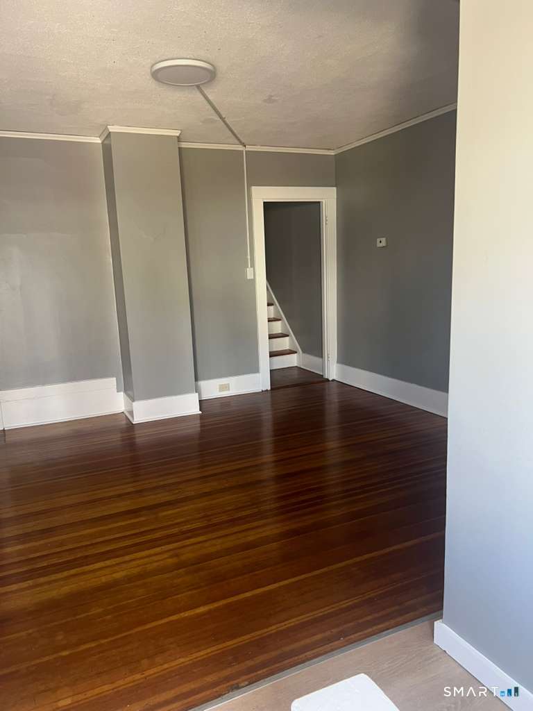 10 Bank Street Manchester CT 06040